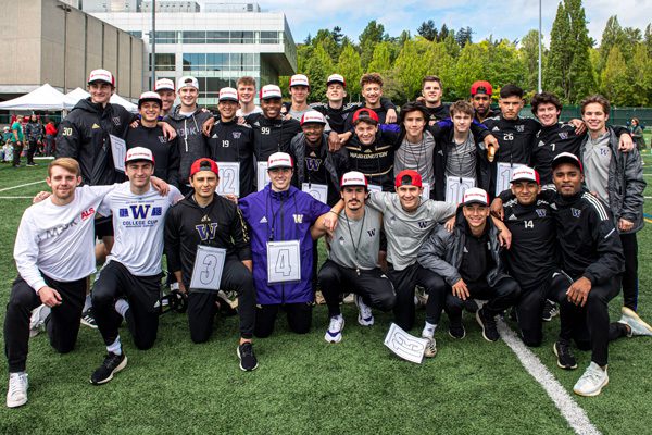 UW Men's Soccer team volunteers at the ALS tournament