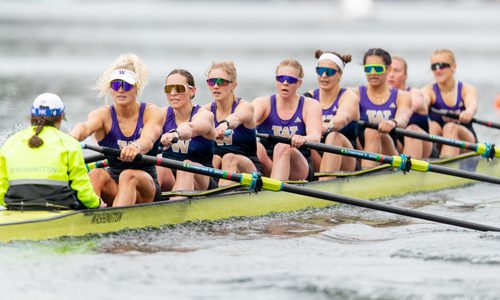 Women's Rowing team celebrates victory over Cal