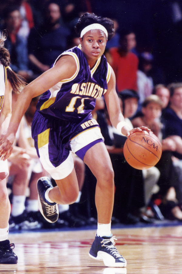 Jamie Redd drives to basket