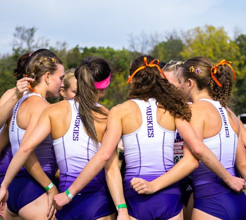 Women's Cross Country team huddle
